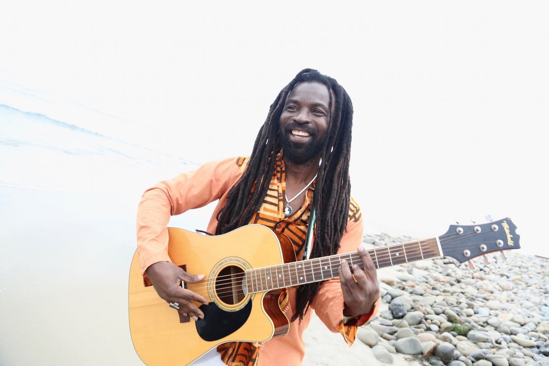 ROCKY DAWUNI